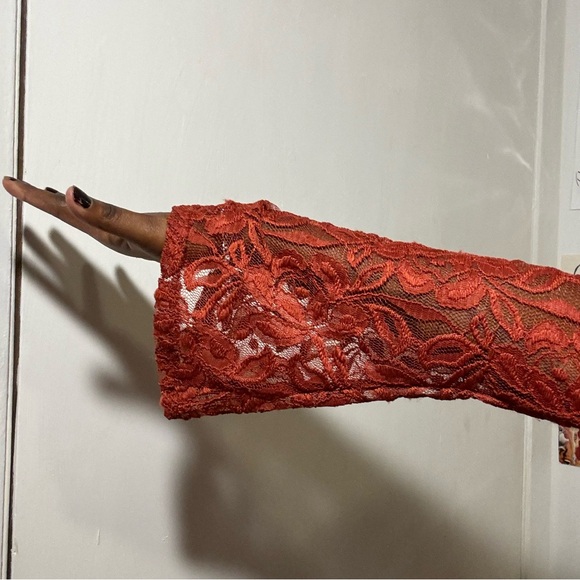 Rust Lace Dress - Picture 4 of 7